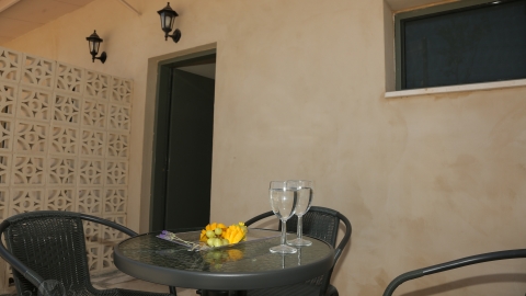 צימרים מול עיבל וגריזים, מבית מרכז סיור ולימוד שומרון