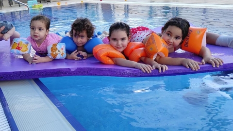 בריכת לוטוס