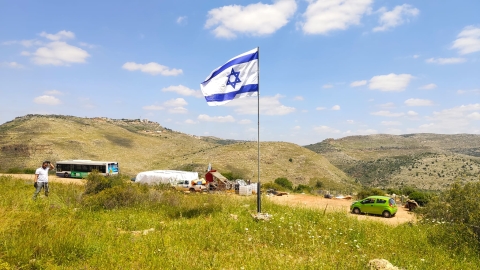 חוות אביחי - משק מלט 