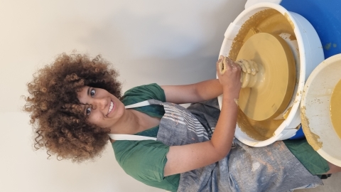 התנועה שבחומר-סטודיו לקרמיקה