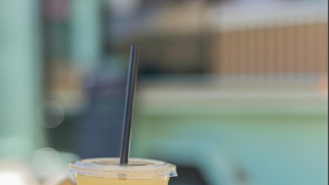 Shika-עגלת קפה בתפוח