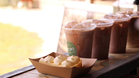 מאנדרא עגלת קפה