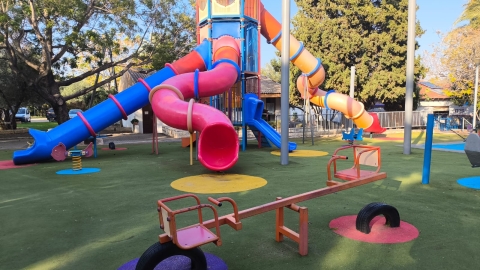 במרפסת של רחל